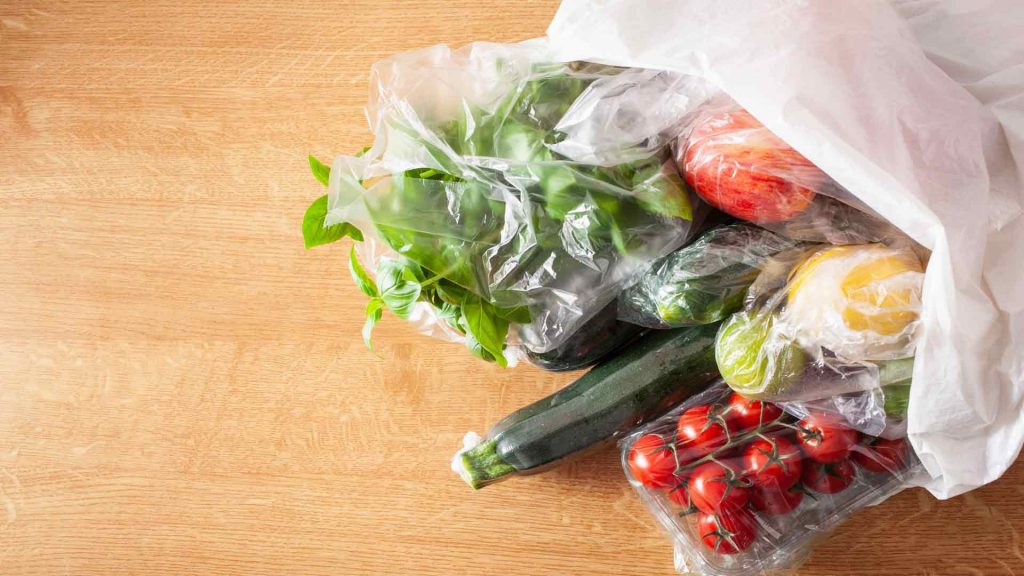 States, cities, reverse course on plastic bag bans
