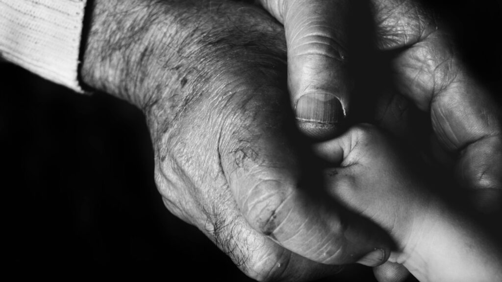 December 24 – Elderly Anna’s urban witness