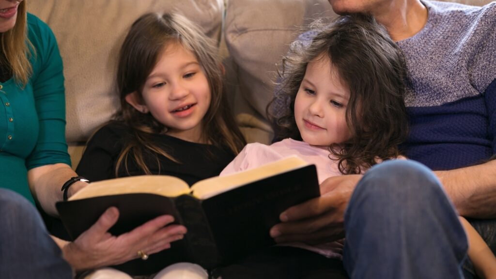 November 15 – Children, youth, what is worth striving after?